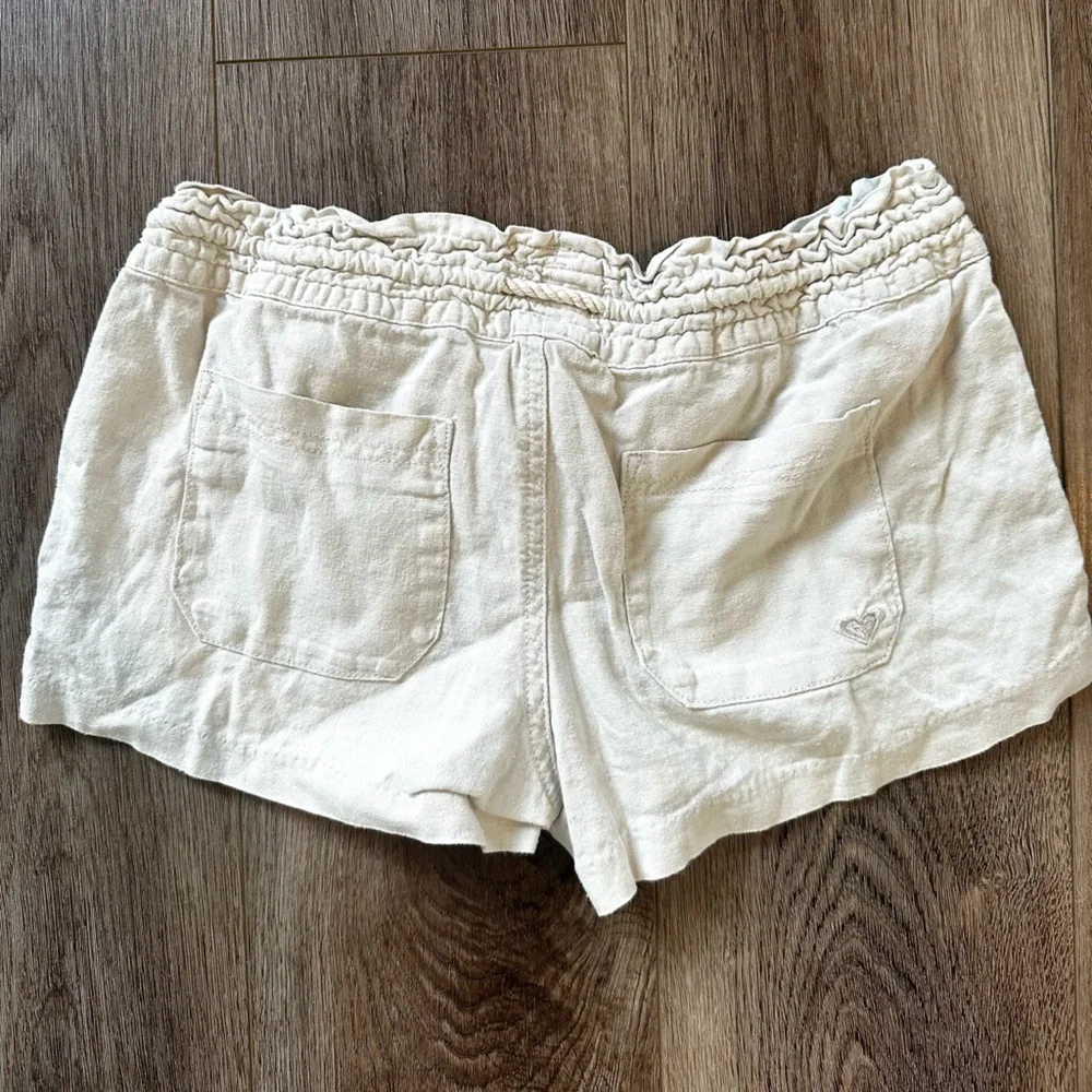 Shorts - Picture 3 of 3